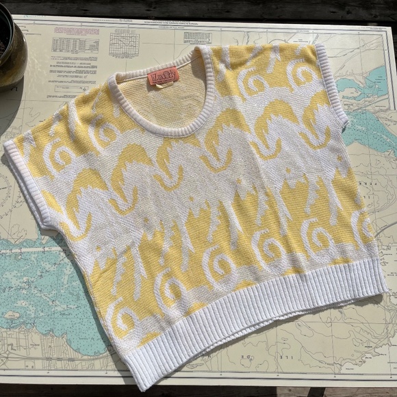 Vintage 90s Liz Moody Short Sleeve Knit - Picture 2 of 6